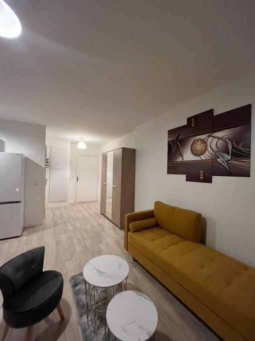 Résidence du Clos de l'Arche Torcy - Appartement de 34 m2, avec coin nuit, coin salon, coin cuisine, et parking privé souterrain - Idéal longs séjours Esterno foto