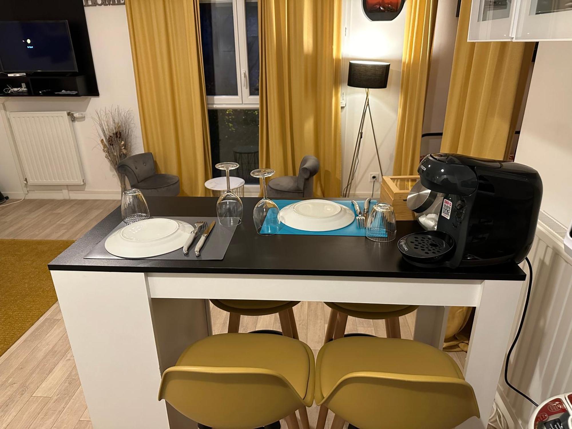 Résidence du Clos de l'Arche Torcy - Appartement de 34 m2, avec coin nuit, coin salon, coin cuisine, et parking privé souterrain - Idéal longs séjours Esterno foto